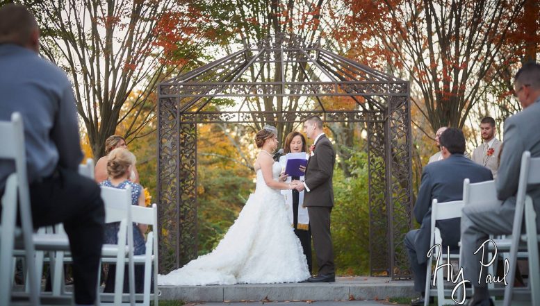 6 Best Small Wedding Venues - Weddingsr
